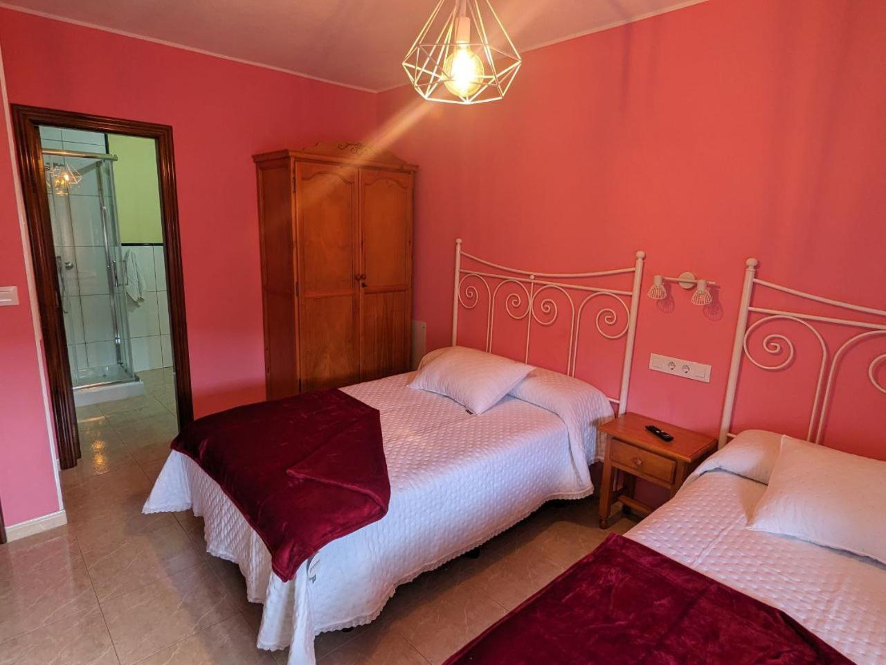 Vivienda Turistica Vacacional Maricarmen Hotel Arou Exterior photo
